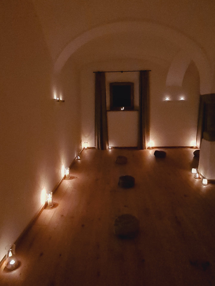 Kerzenschein-Yoga am 21.11. um 19.00 Uhr